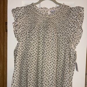 Old Navy Cream Floral Smocked Flutter Sleeve Blouse